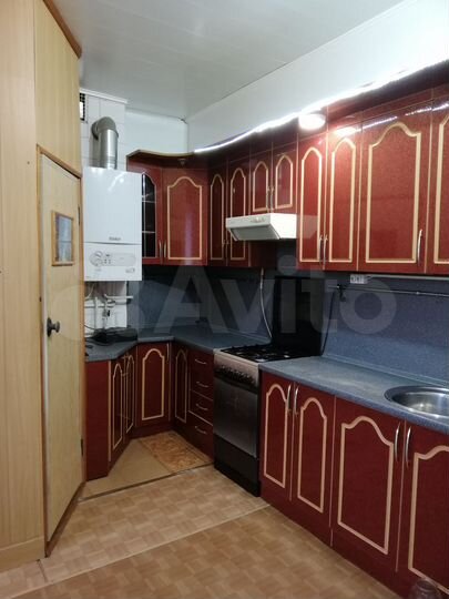 3-к. квартира, 58 м², 1/2 эт.