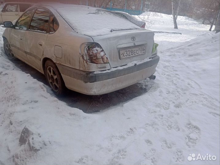 Toyota avensis в разбор