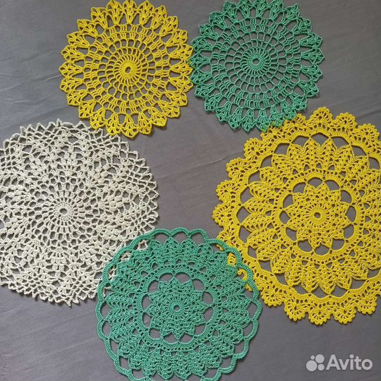 Комплект вязаных салфеток 5шт