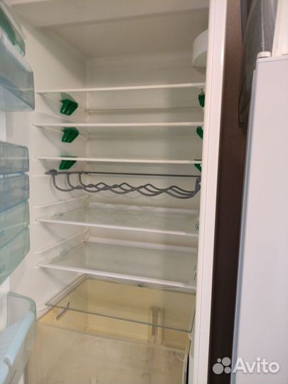 Холодильник бу Electrolux 2м