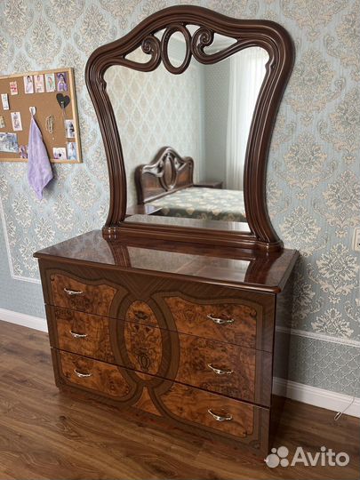 Спальный гарнитур,в хорошем состоянии