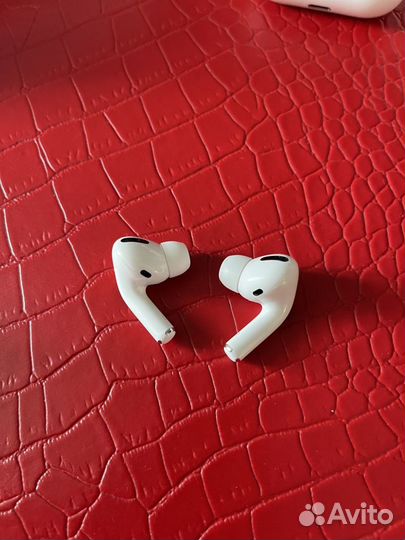 Беспроводные наушники Apple Airpods Pro