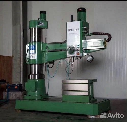 Сверлильный станок с обучением