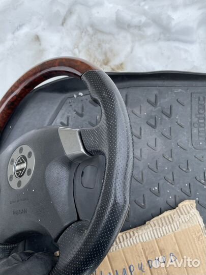 Руль momo ниссан