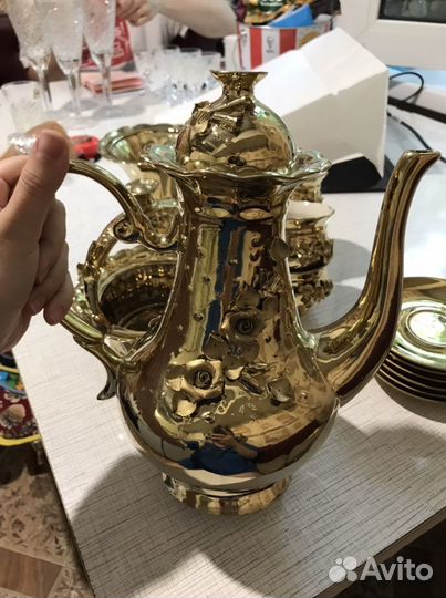 Фарфоровый сервиз