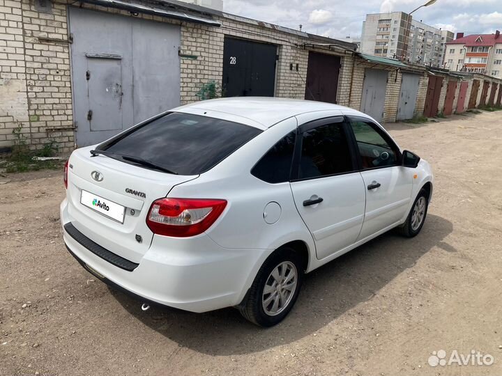 LADA Granta 1.6 МТ, 2014, 100 000 км