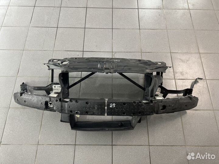 Телевизор швеллер передний BMW E60 E61