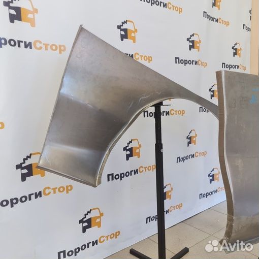 Ремкомплект крыльев Mitsubishi Space Gear левый