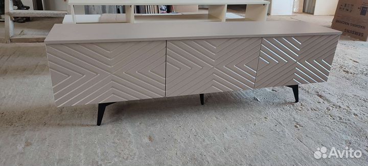 Тумба под тв