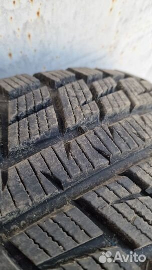 Продам резину на УАЗ, джип 4х4 245/70/16