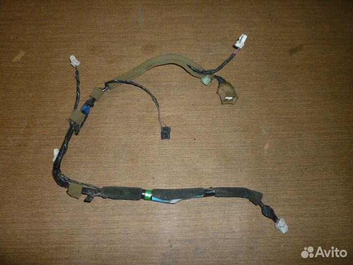 Проводка багажника Nissan Primera P10 (1991г.в)