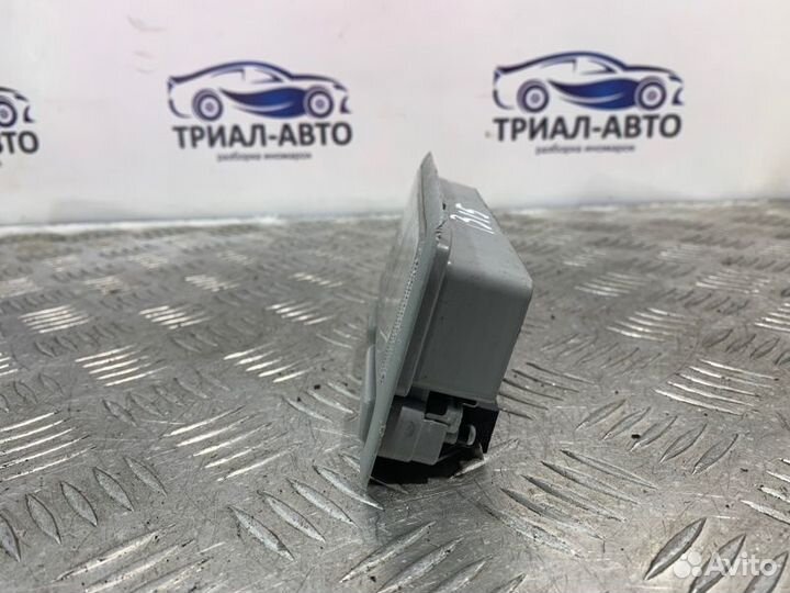 Плафон Mitsubishi Lancer 9 4G18 2007