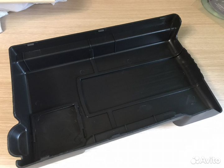 Karoq крышка аккумулятора