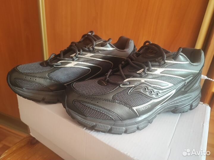 Кроссовки мужские