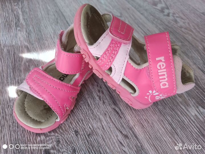 Босоножки и сандалии для девочки 20