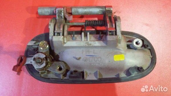 Ручка двери внешняя передняя левая Nissan Bluebird