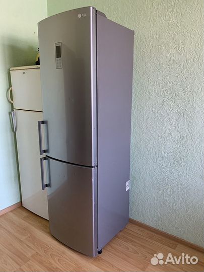 Холодильник LG