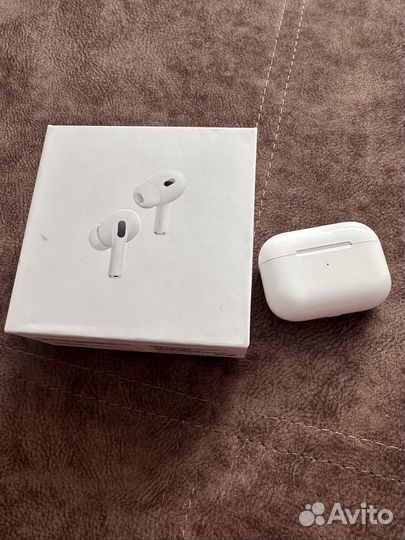 Беспроводные наушники apple airpods