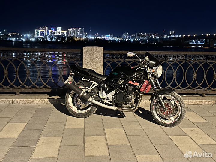 Suzuki бандит красноголовый 400