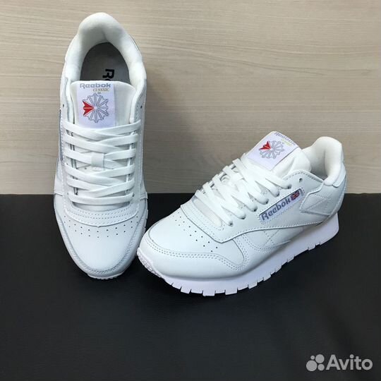 Кроссовки Reebok Classic белые женские