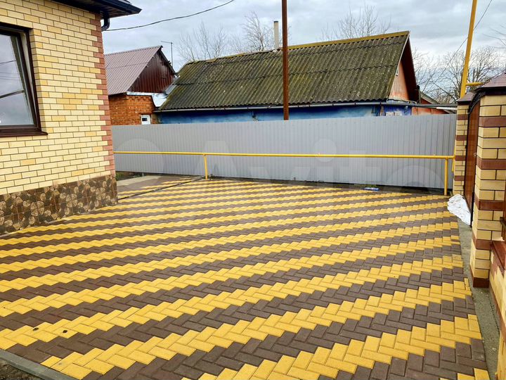 Дом 139 м² на участке 5 сот.