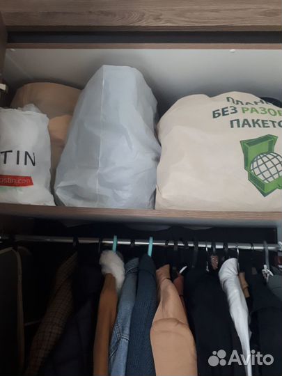 Женские вещи 46-52 и для девочки возраст 11-13лет