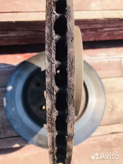 Тормозные диски Nissan Qashqai J11