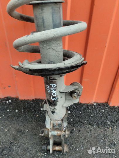 Стойка в сборе правая киа рио 3