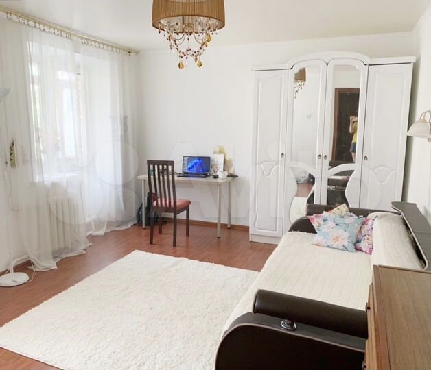 2-к. квартира, 53 м², 2/5 эт.