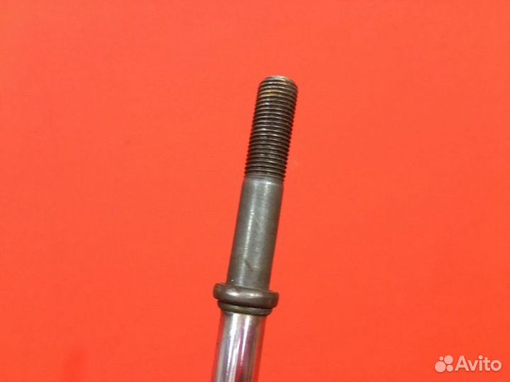 Амортизатор задний Toyota Corolla E12 4zzfe 1.4