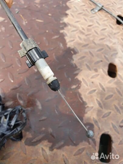 Hyundai Sonata NF трос капота