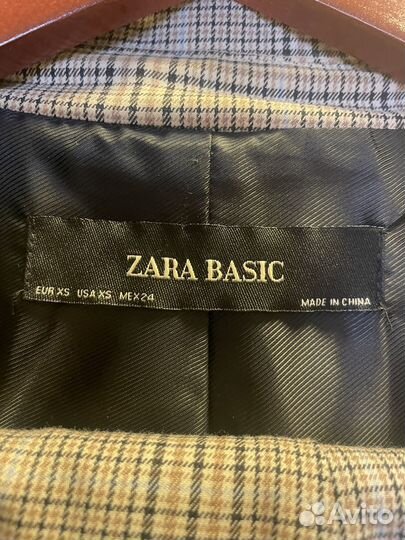 Костюм Zara (пиджак и боюки)