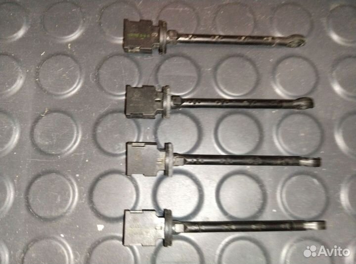 Датчик температуры салона / Audi A8 D3 4E0820539