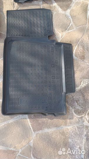 Резиновые коврики Toyota Corolla E160-180