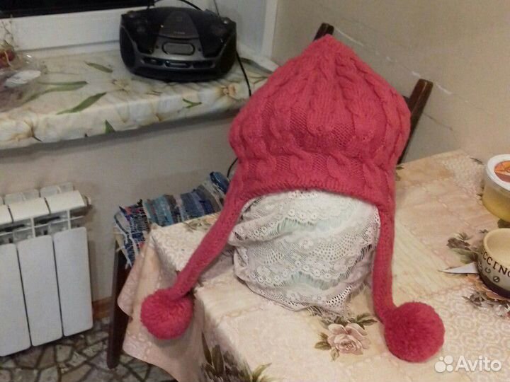 Шапка новая и берет б/у
