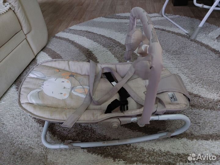 Шезлонг детский