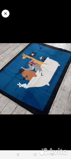 Ковер в детскую новый