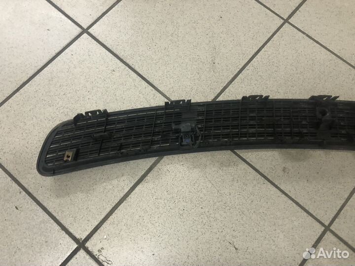 Жабо в капот черное Mercedes Benz W211