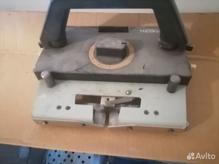 Вязальная машина Нева