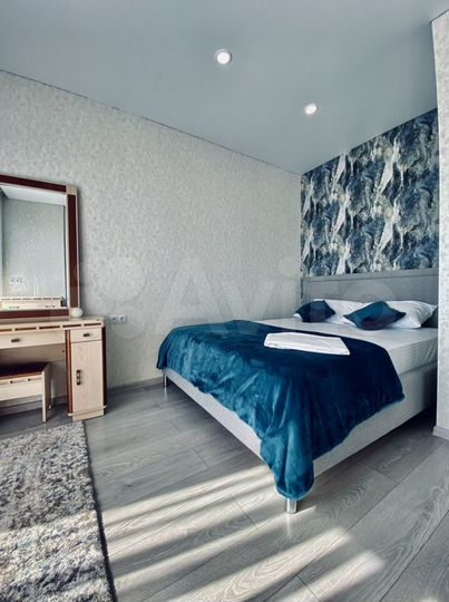 2-к. квартира, 43 м², 8/8 эт.