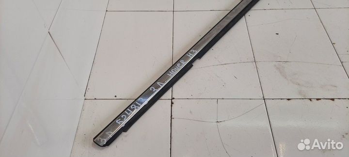 Молдинг двери верхний задний левый