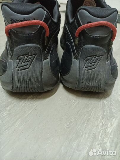 Кроссовки reebok zig