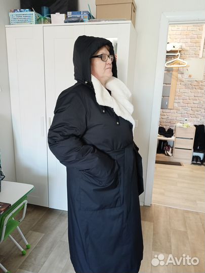 Пальто утеплённые зимнее