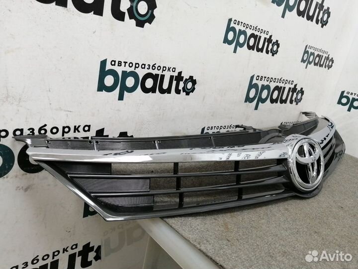 Решетка радиатора lztacy15025 Toyota Camry 55 рест