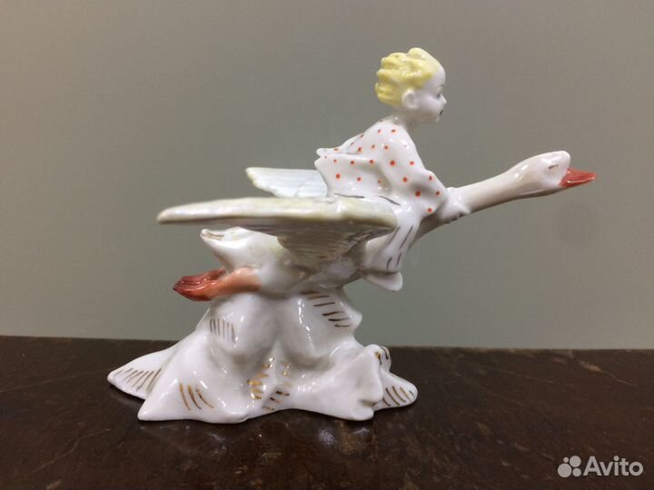 Фигурка гуси лебеди лзфи иванушка СССР редкость