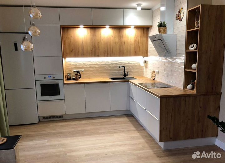 Кухня в потолок на заказ в Симферополе