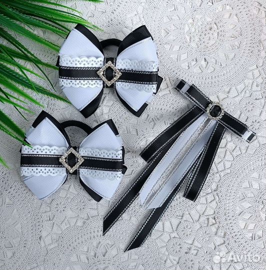 Школьный комплект(бантики+брошь)