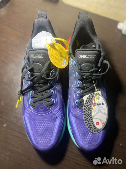 Беговые кроссовки onemix новые