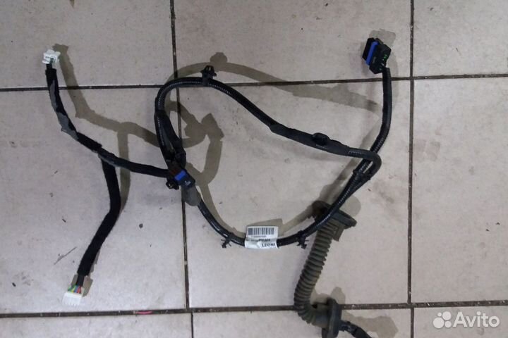 Проводка задней правой двери Nissan Qashqai j11