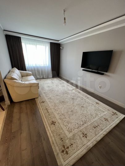2-к. квартира, 85,4 м², 9/10 эт.